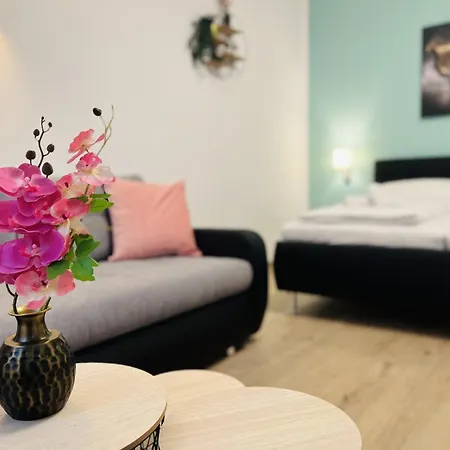 Wf-Apartment Westbahnhof-3
